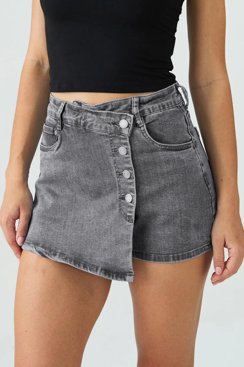 Katchme Mid-Rise Asymmetric Button Denim Skorts - Image 3