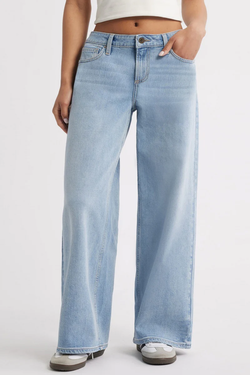 Katchme Low-Rise Stretch Multi-Pocket Wide Leg Jeans - Image 4