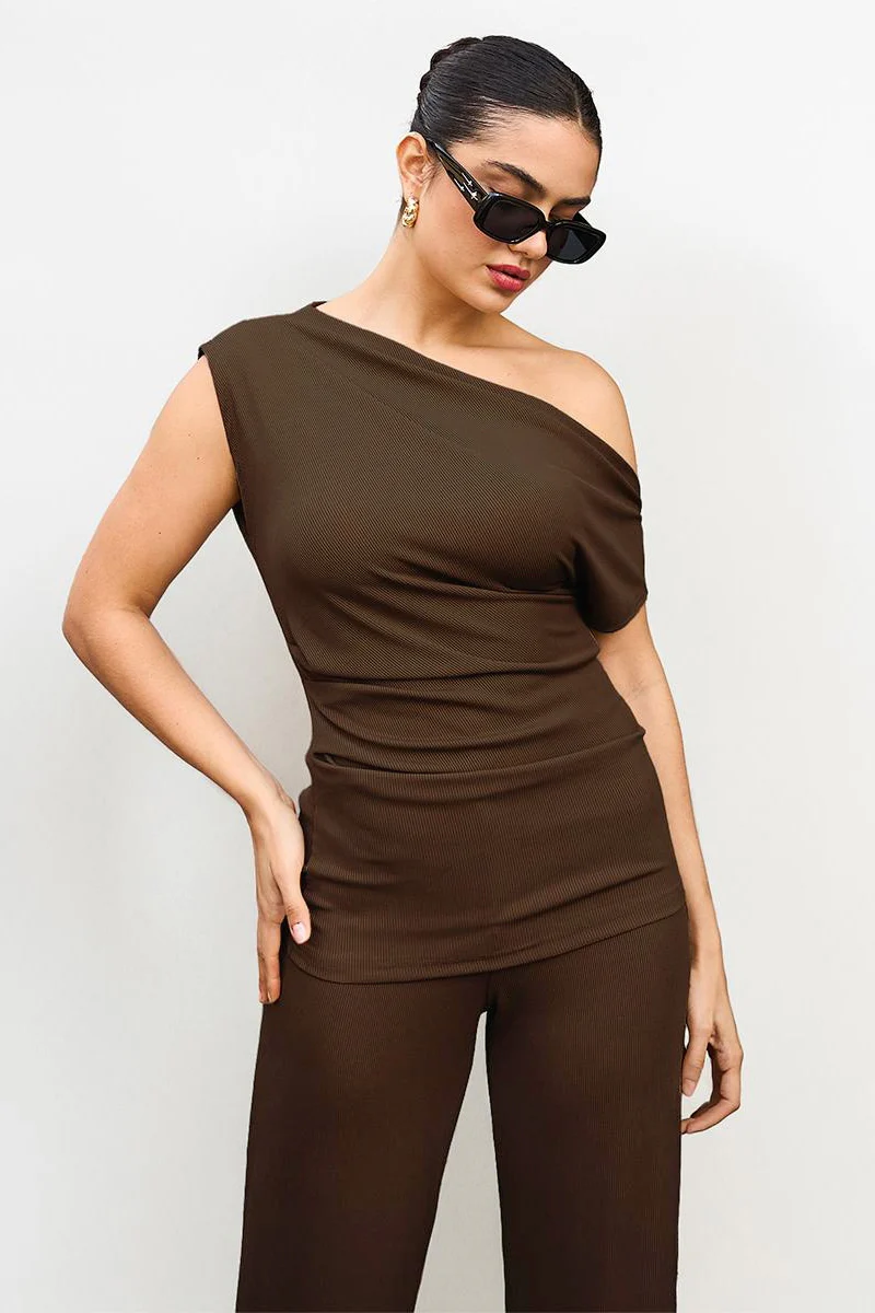 Leisure Solid Sloping-Shoulder Slim Top & Wide-Leg Trousers Co-ord - Image 5